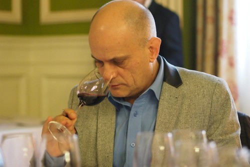 Antonio Palacios tastes