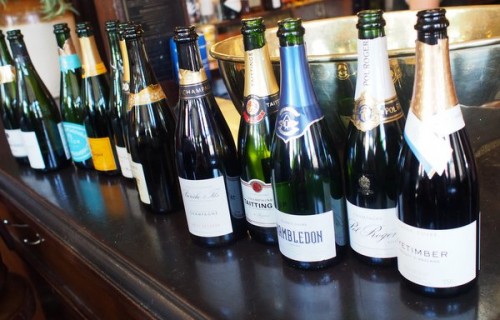 english sparkling wine champagne