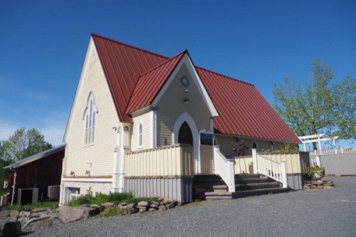 The distinctive tasting room of Avondale Sky, which is an old church moved here by boat and truck