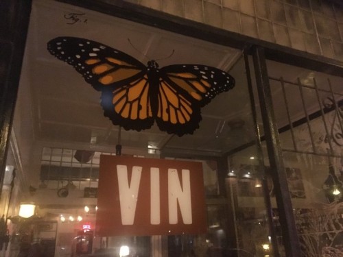 vin papillon montreal